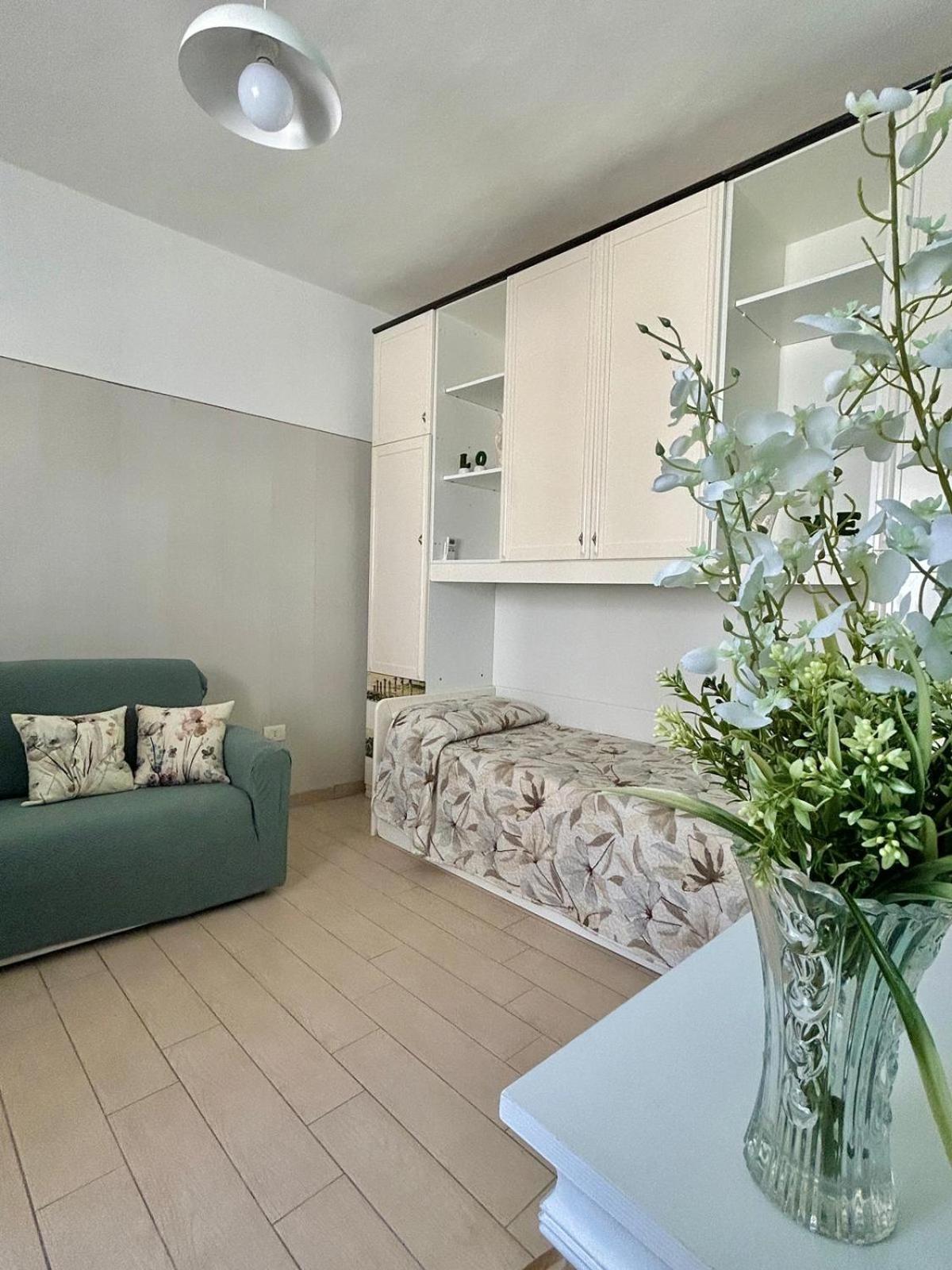 La Finestrella Lägenhet Giardina Gallotti Exteriör bild